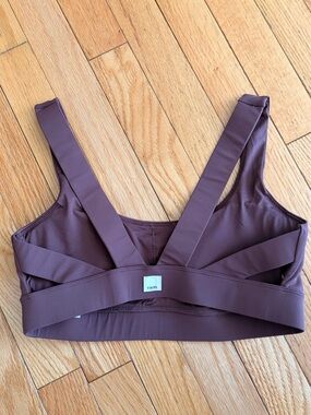 Vuori Women's Stride Mauve Sports Bra with Wide Straps